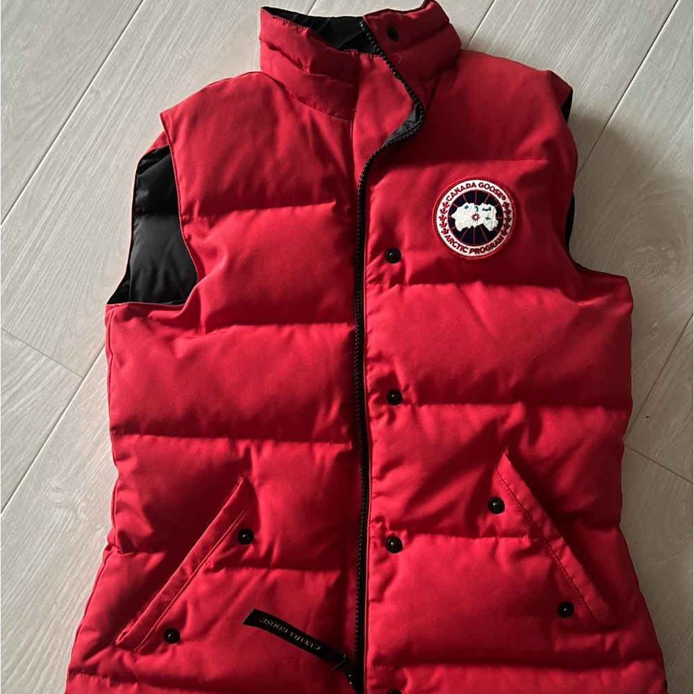 Canada Goode down vest XS